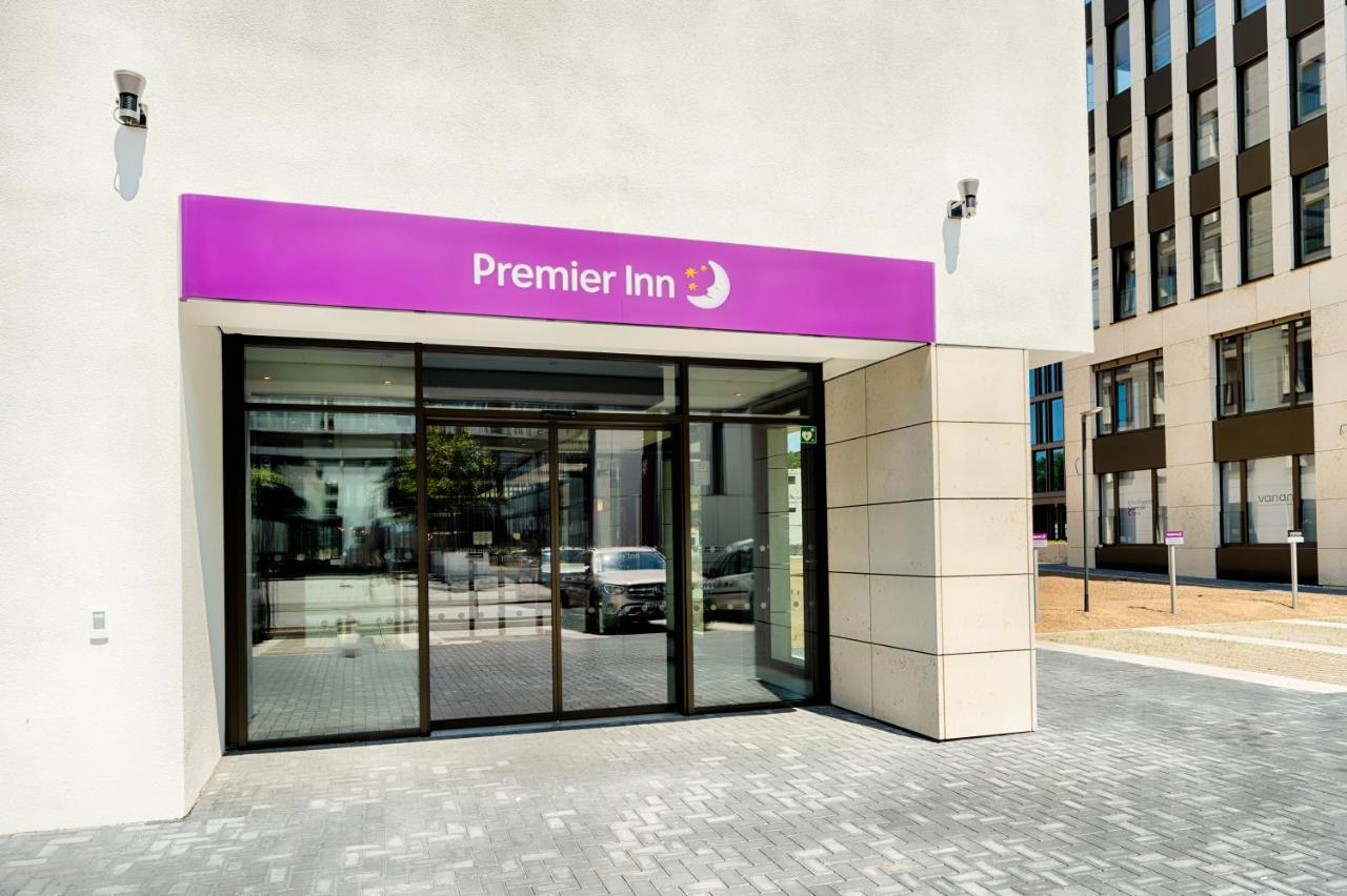 Premier Inn Darmstadt City Centre Buitenkant foto